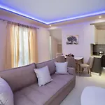 La E Bella Φρύνι
